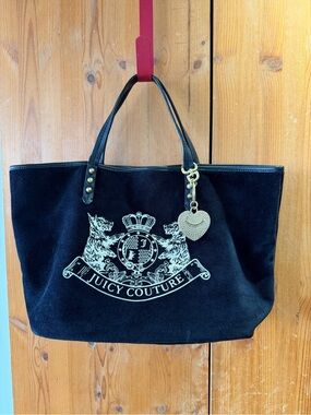 ✨ STUNNING VINTAGE JUICY COUTURE SCOTTIE DAYDREAMER TOTE ✨
